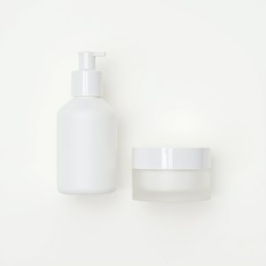 محلول پاک کننده آرایش صورت سیمپل Simple Sensitive Skin